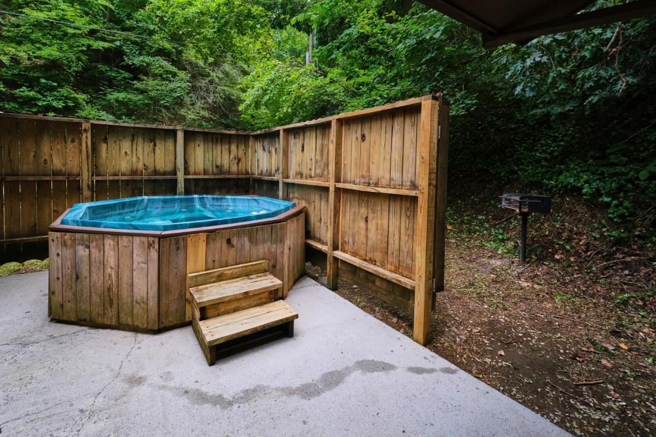 A Cabin In The Woods Pigeon Forge Buitenkant foto
