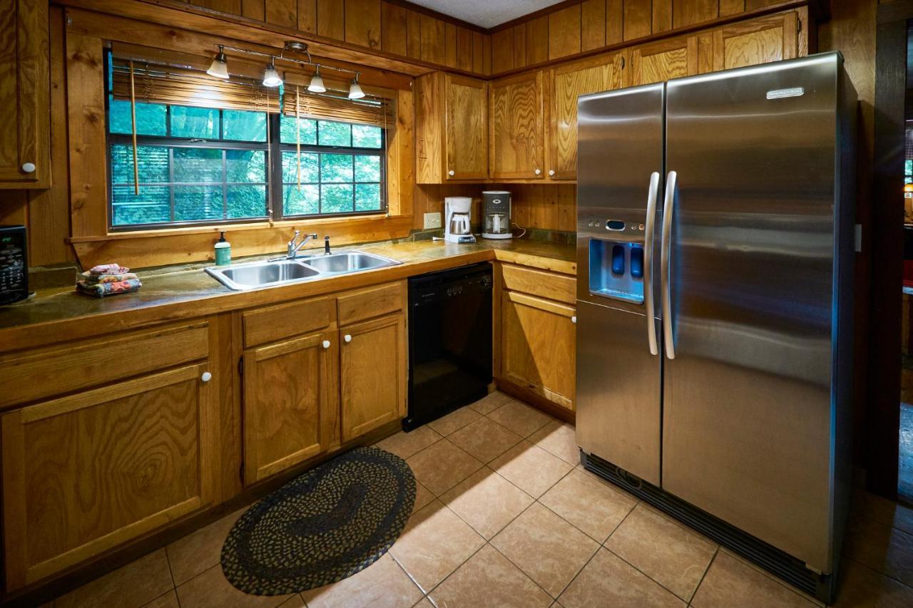 A Cabin In The Woods Pigeon Forge Buitenkant foto