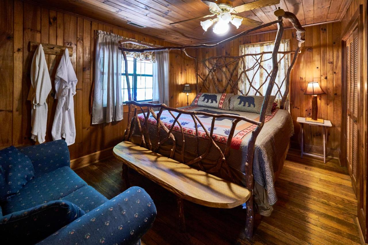 A Cabin In The Woods Pigeon Forge Buitenkant foto